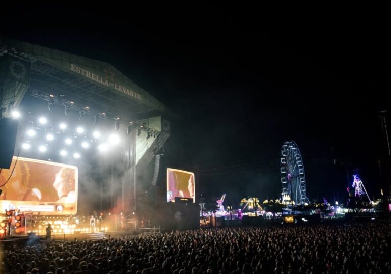 Uno de los escenarios de la novena edición del Cooltural Fest durante el concierto de David Bisbal | Fuente: Instagram (@coolturalfest)