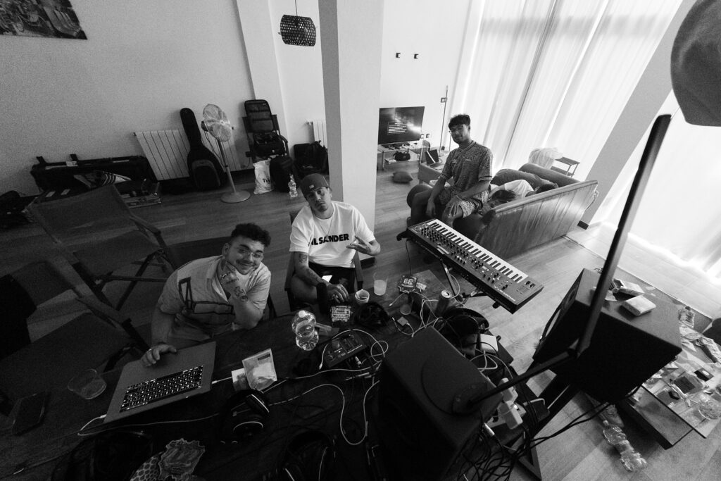 Duko, Assan y Yessan en el Camp de composición, Madrid 2023